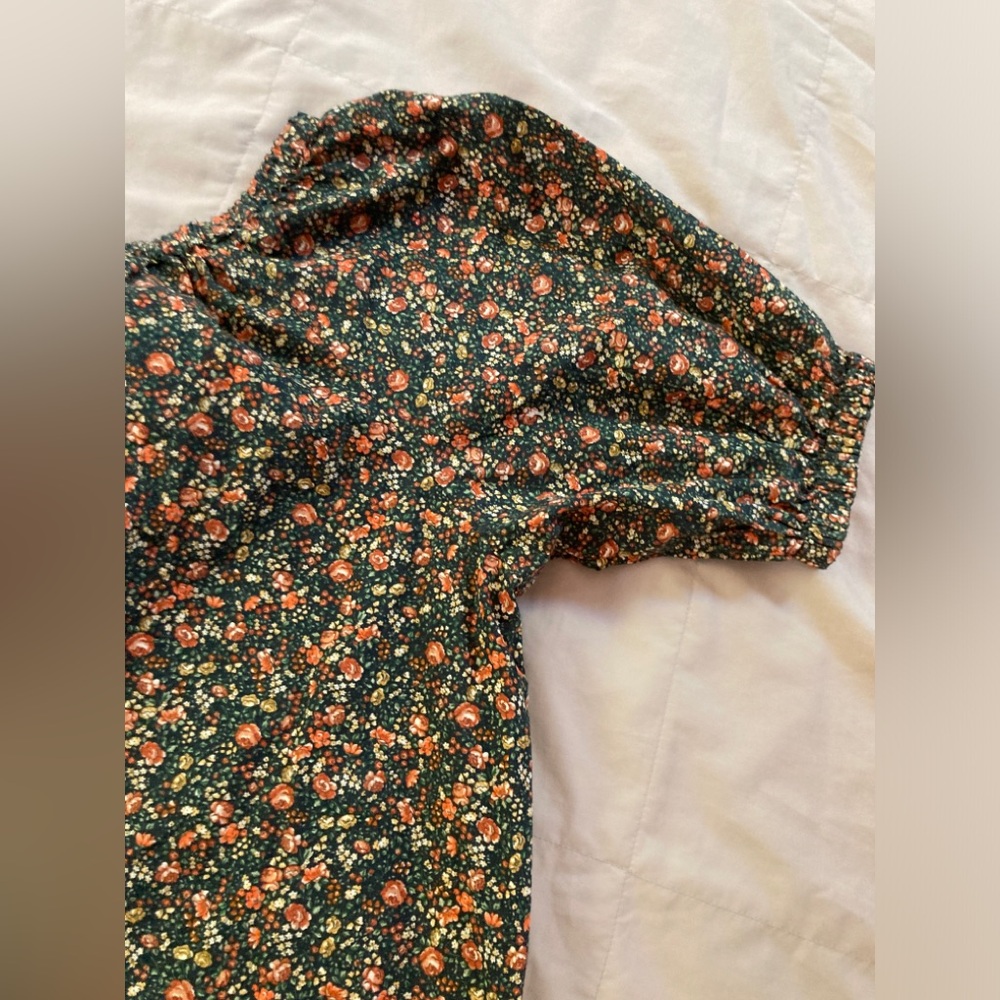 Doen Black Floral Puff-Sleeve Blouse - Picture 13 of 15
